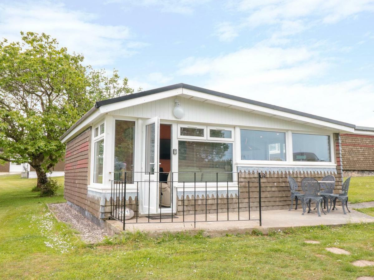Villa 201 Norton Park Dartmouth Exterior foto